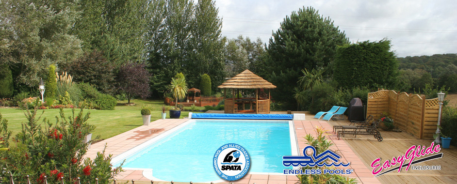 32' x 16' Cardiff Outdoor Pools
